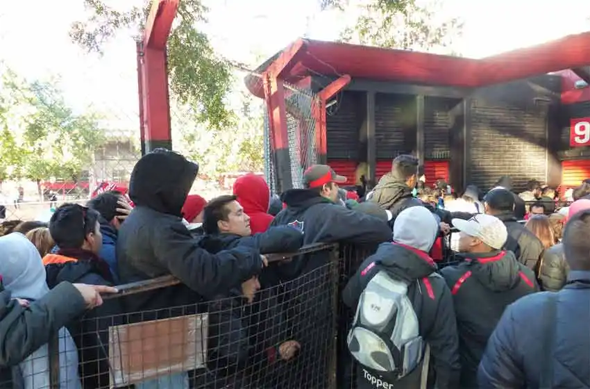 Un hombre fue detenido adentro del Coloso mientras jugaba NOB