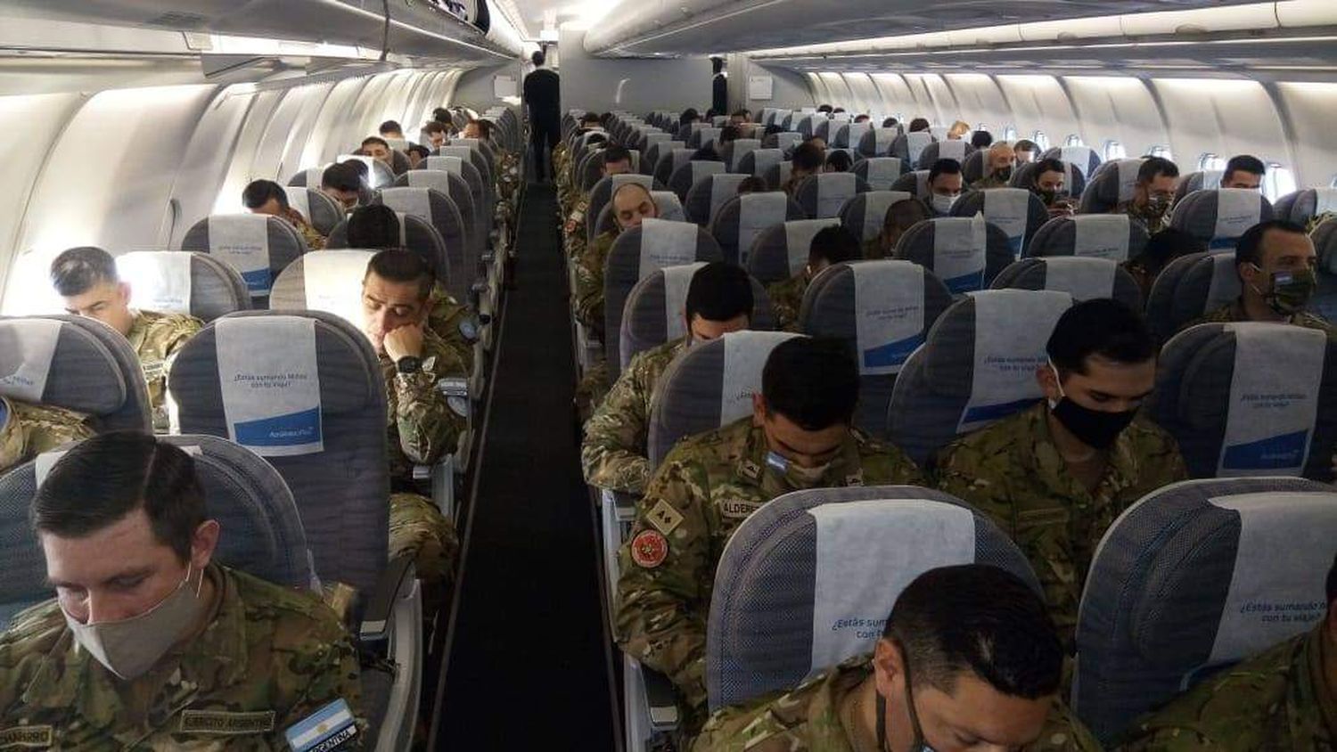 Así partió a Chipre el vuelo especial de relevo de los Cascos Azules del Ejército Argentino