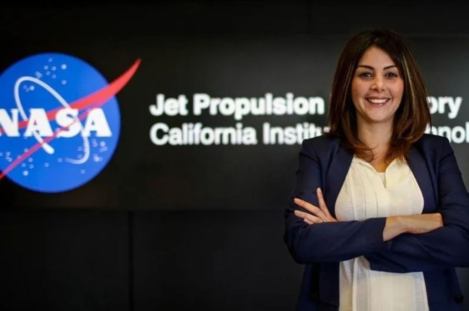 Llegó a EEUU sin nada, hoy es ingeniera aeroespacial y trabaja para la NASA