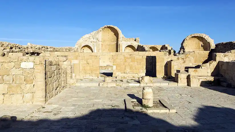 Hallan una imagen de Jesús de 1500 años, y difiere bastante de la que existe en la actualidad