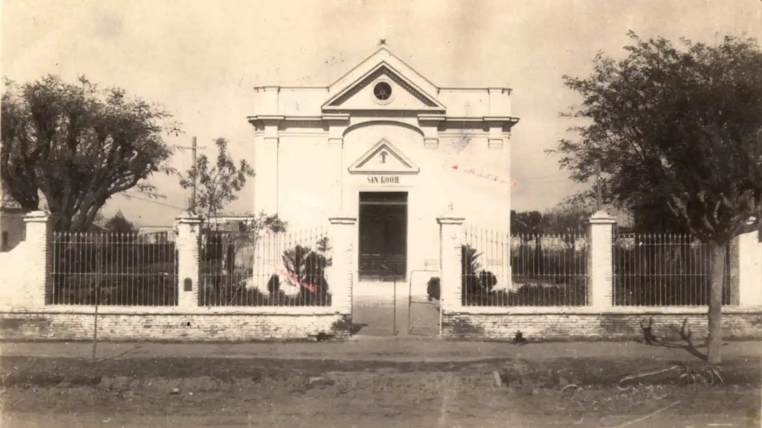 La Parroquia San Roque reunirá fotografías antiguas vinculadas al templo para una muestra durante las fiestas patronales.