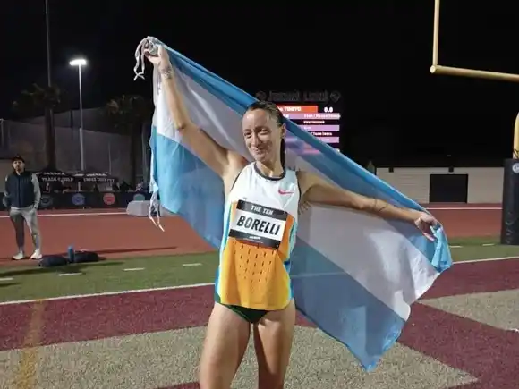Florencia Borelli rozó su récord sudamericano en una noche de alto nivel en California