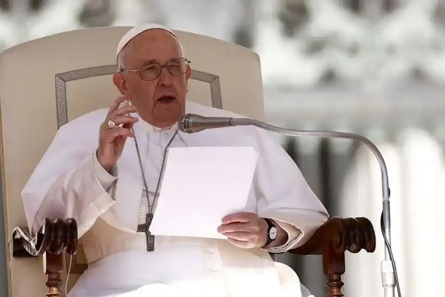 Histórico: El Papa Francisco amplía el derecho a voto de las mujeres en el Sínodo de obispos