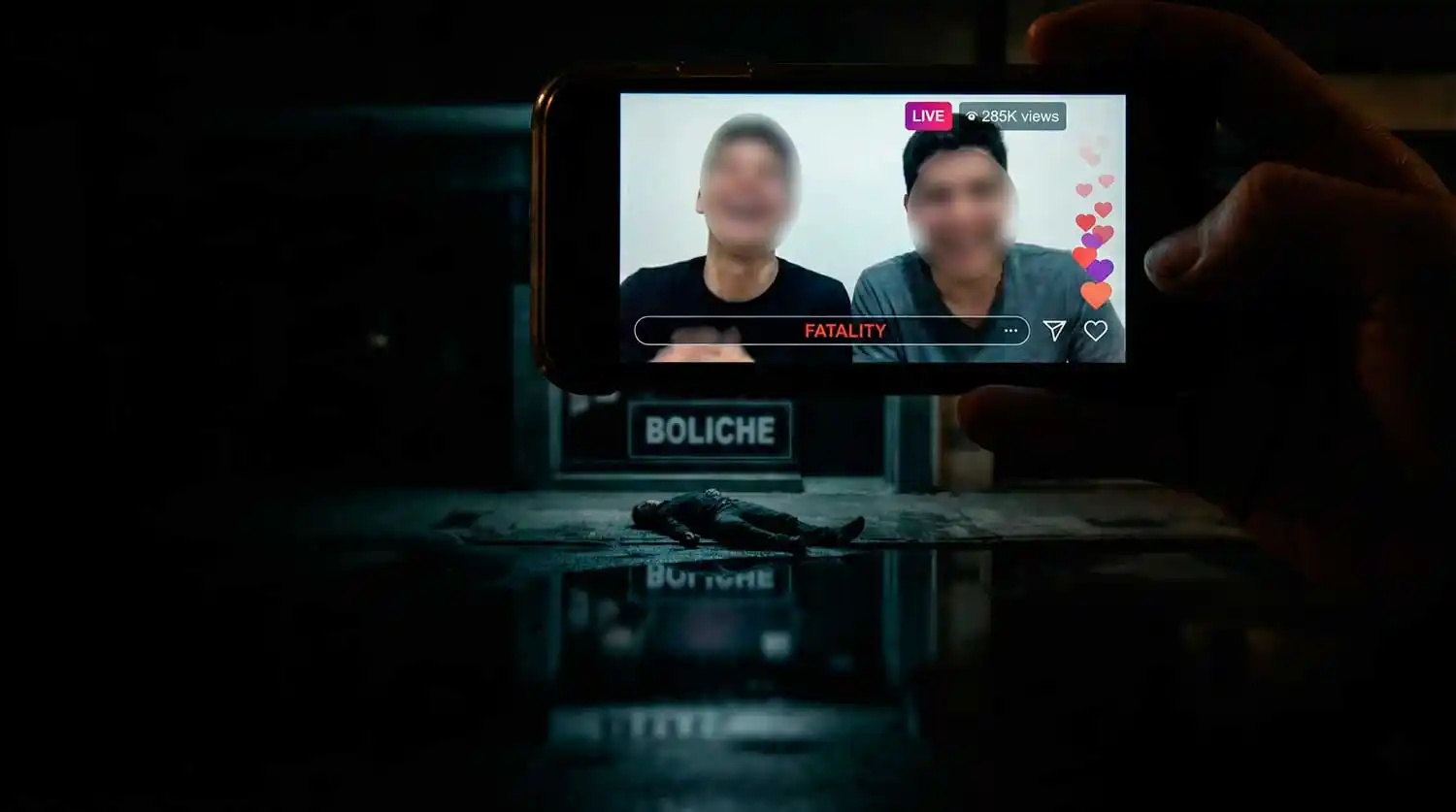 Las peleas callejeras y la responsabilidad de los influencers en las redes (Imagen creada con IA)