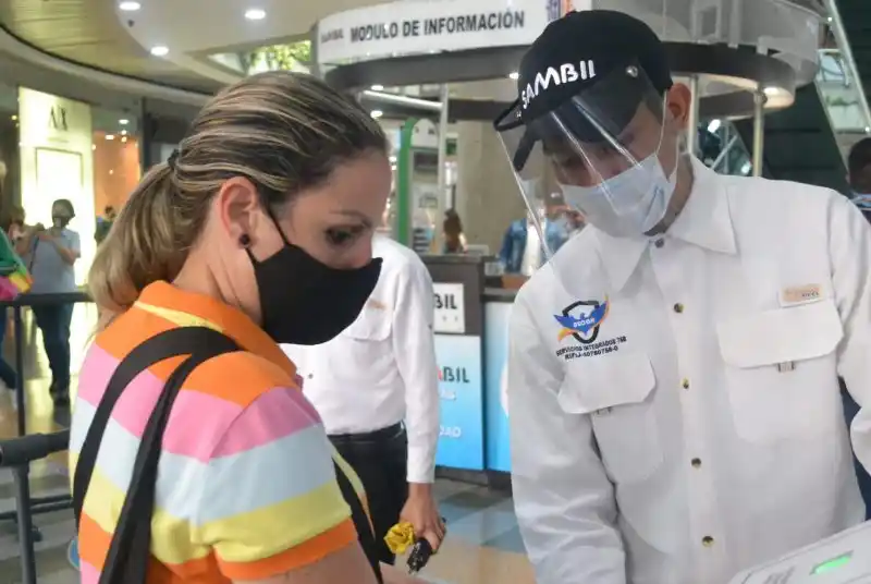 HABLEMOS DE COSAS BUENAS: Sambil sigue apostando al país