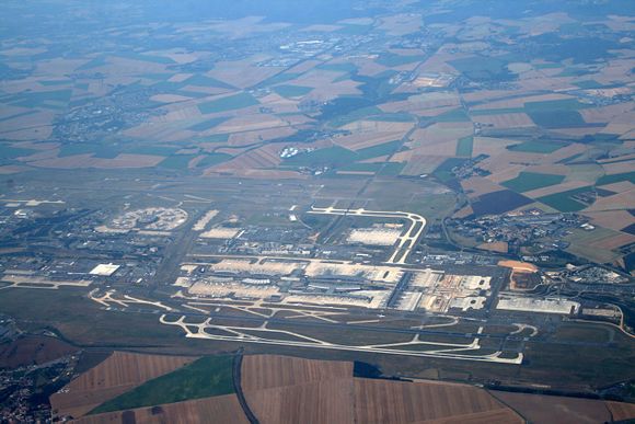Descartan la construcción de la nueva Terminal 4 del aeropuerto de París-Charles de Gaulle