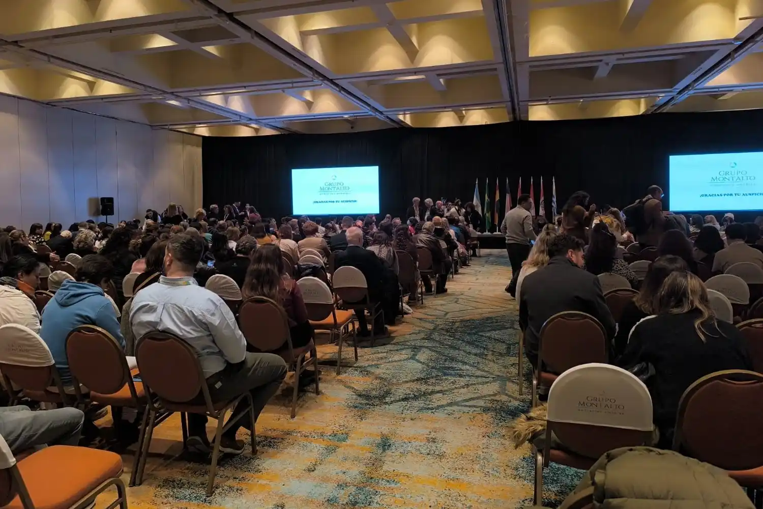 El programa incluyó conferencias, mesas redondas y talleres que abordaron temas como patologías frecuentes, entre otros.