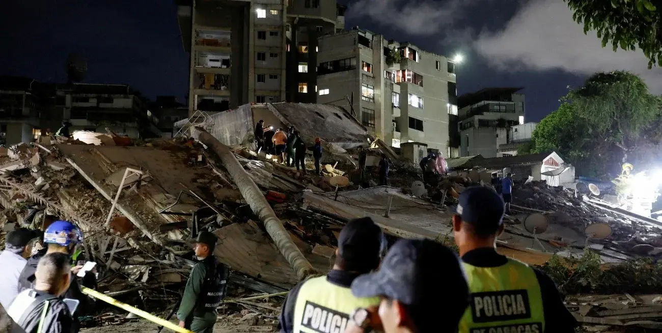 Hay muertos y heridos en Venezuela tras dos intensos terremotos: buscan sobrevivientes entre los escombros
