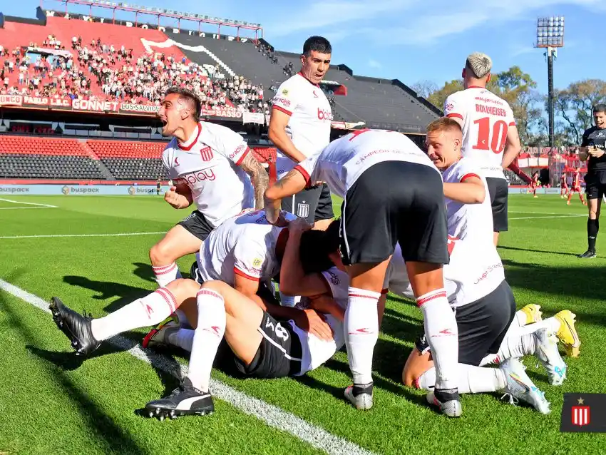 Copa Argentina: en el Coloso, Estudiantes de la Plata venció a Huracán y pasó a semifinales