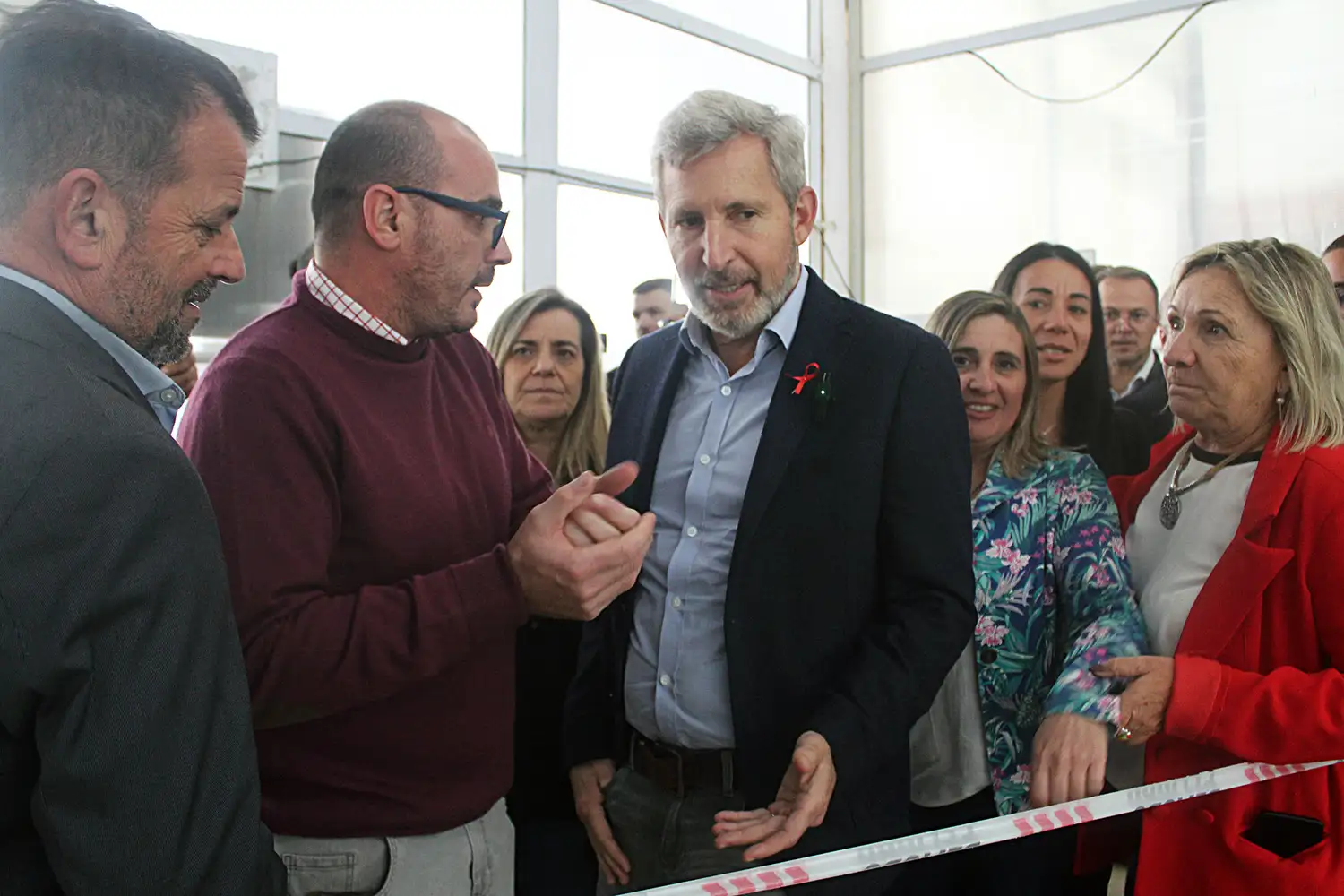 El gobernador Frigerio anunció la compra de una caldera para el natatorio del CEF