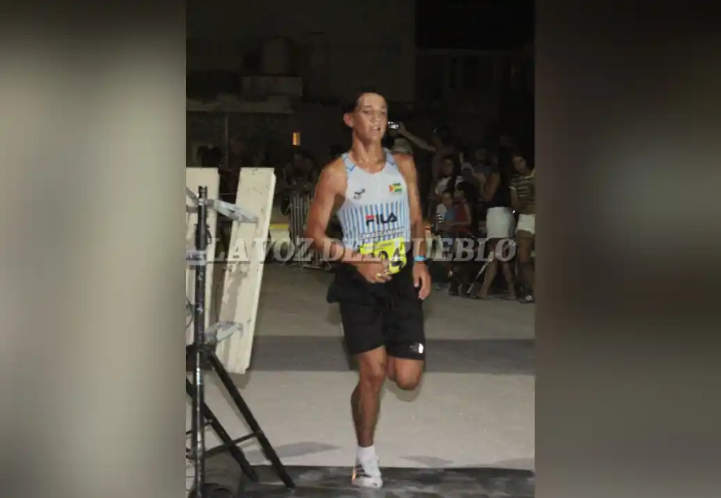 Rodrigo Alanis volvió a quedarse con los 5k de la Nocturna