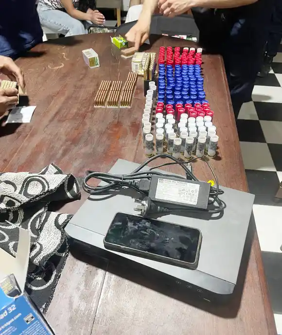 Operativo: secuestro de electrodomésticos y gran cantidad de cartuchería