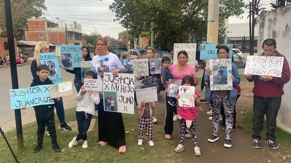 Pedido de justicia por Juan Cruz Ferrari: “A mi hijo lo entregaron”, aseguró su madre