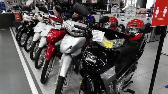 Por falta de patentes, extendieron el permiso de circulación provisorio para motos