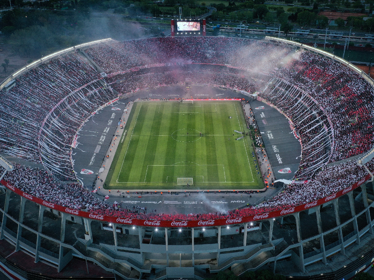 River suspenderá a los hinchas que agredieron a los jugadores de boca