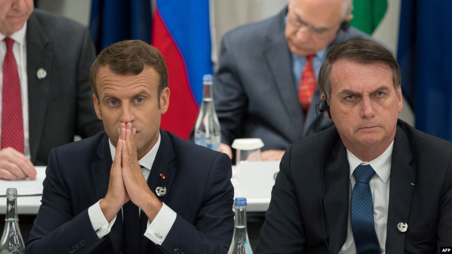 Bolsonaro condiciona aceptar ayuda para combatir incendios si Macron retira «insultos»