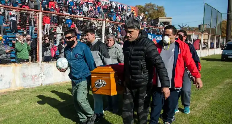 La explicación del presidente de Central Córdoba tras el quiebre de la cuarentena en la despedida del Trinche Carlovich