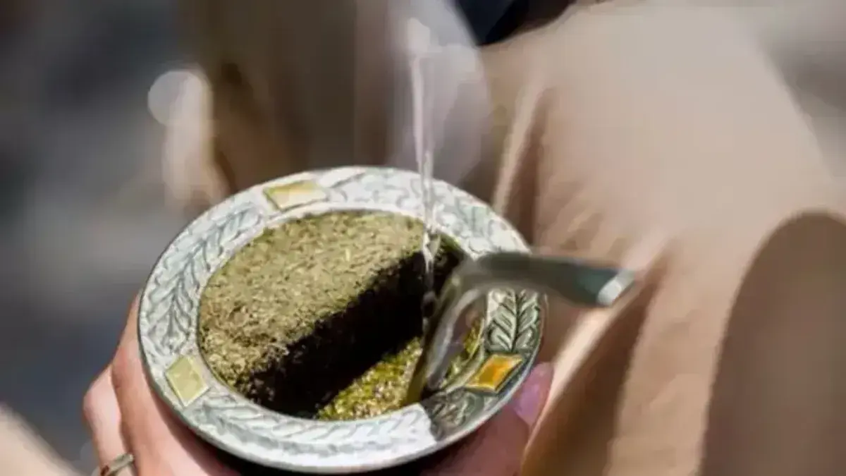 La montañita en el mate, ¿es una moda o realmente es una técnica que mejora la cebada?
