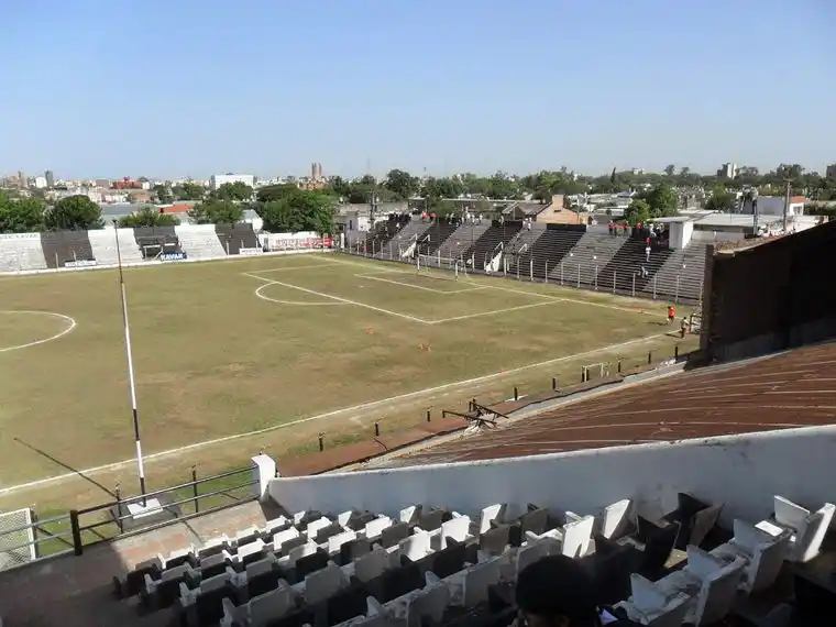 Los cuartos de final tienen estadios definidos y se jugarán con público