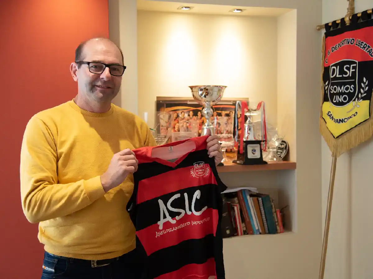 El club de las camisetas prestadas