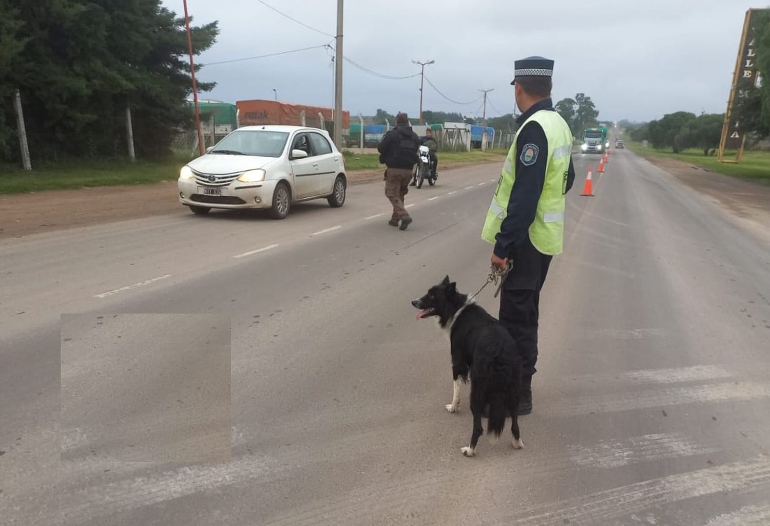 Operativo policial en Valle María para garantiza la seguridad y el cumplimiento de normativas