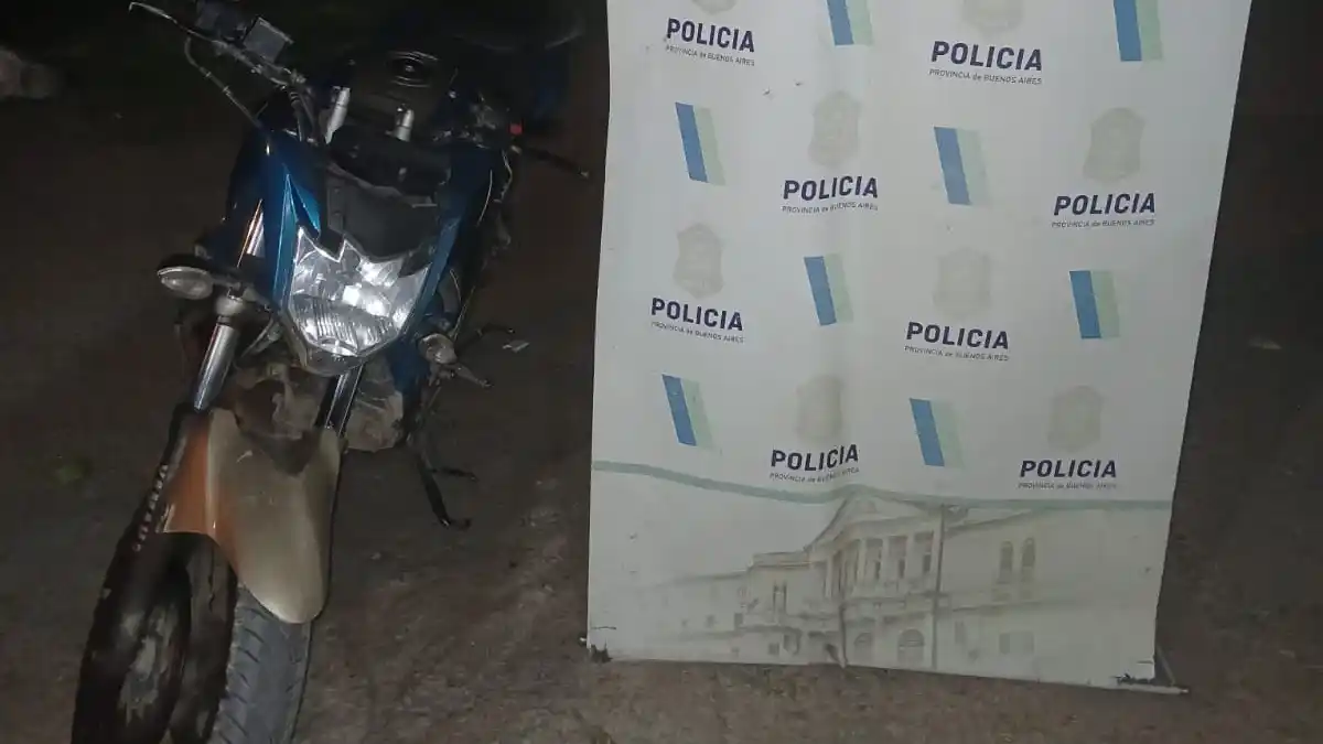 Detuvieron a un menor con una moto robada durante un operativo nocturno