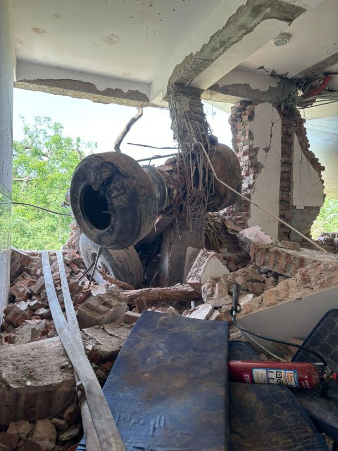 Accidente del Boeing 787-8 VT-ANB de Air India