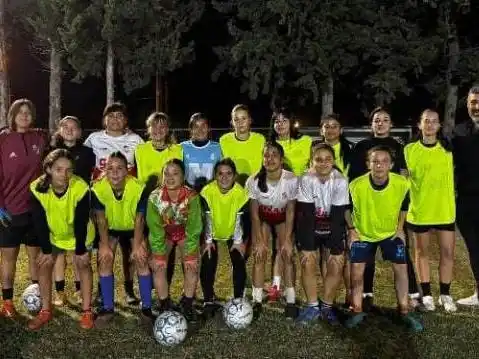 Las convocadas a la Selección liguista Sub 14.Foto:LRF