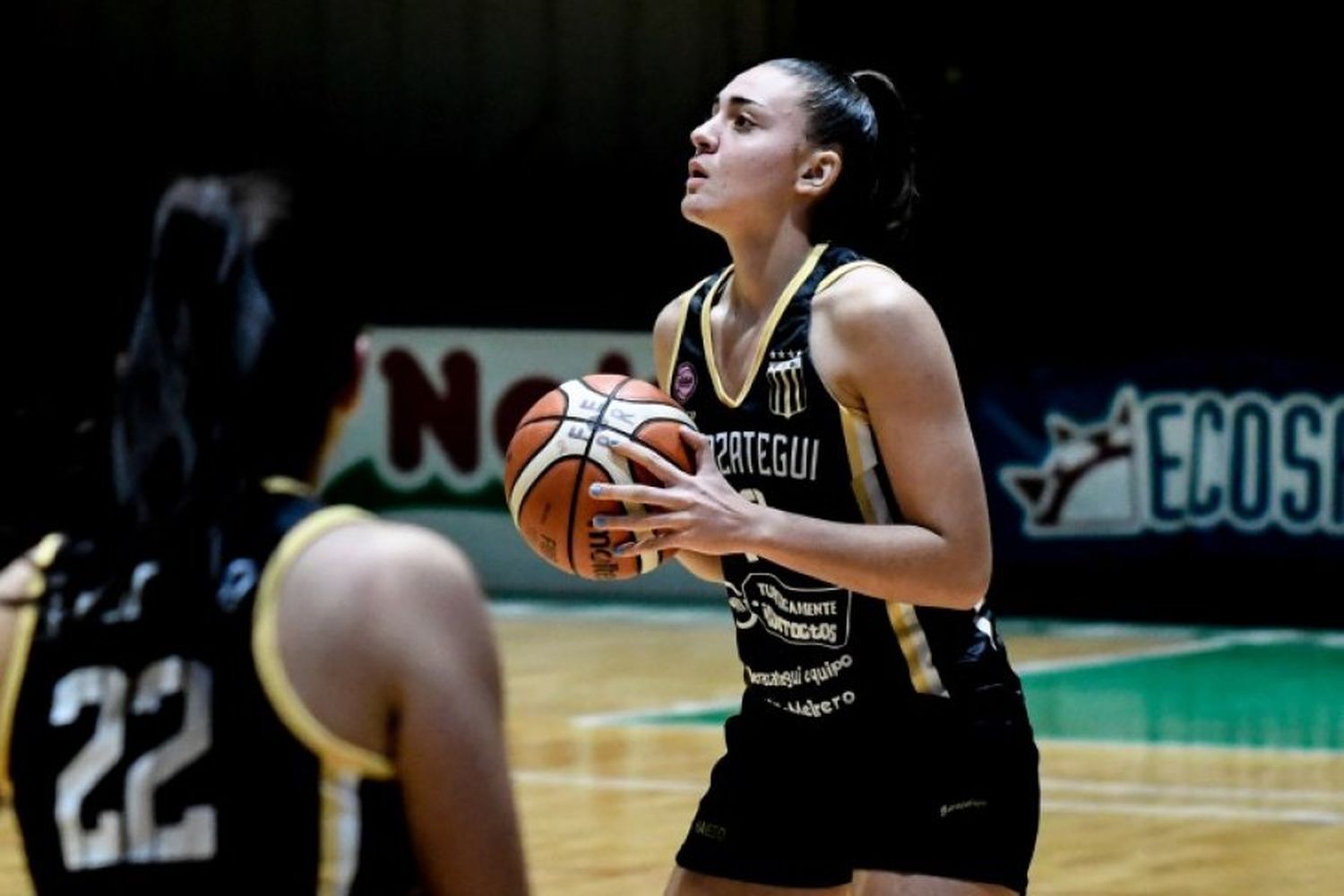 Delfina Gentinetta jugadora de Berazategui (LNF)