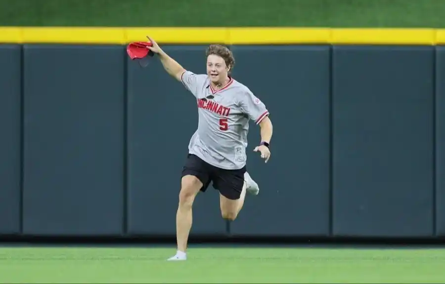 El increíble incidente en el juego de los Guardians contra los Reds 