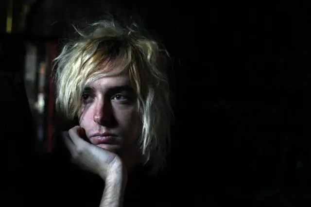 Internaron al hijo de Gustavo Cerati tras desvanecerse en la calle
