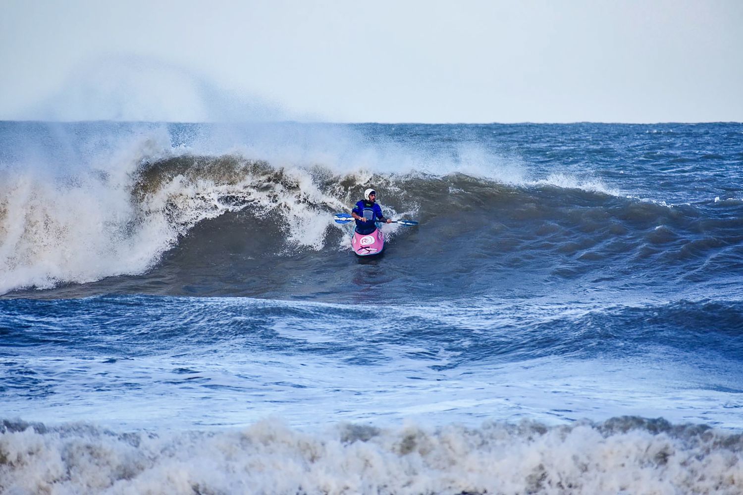 Comienza el Mundial de Kayak Surf en Mar del Plata