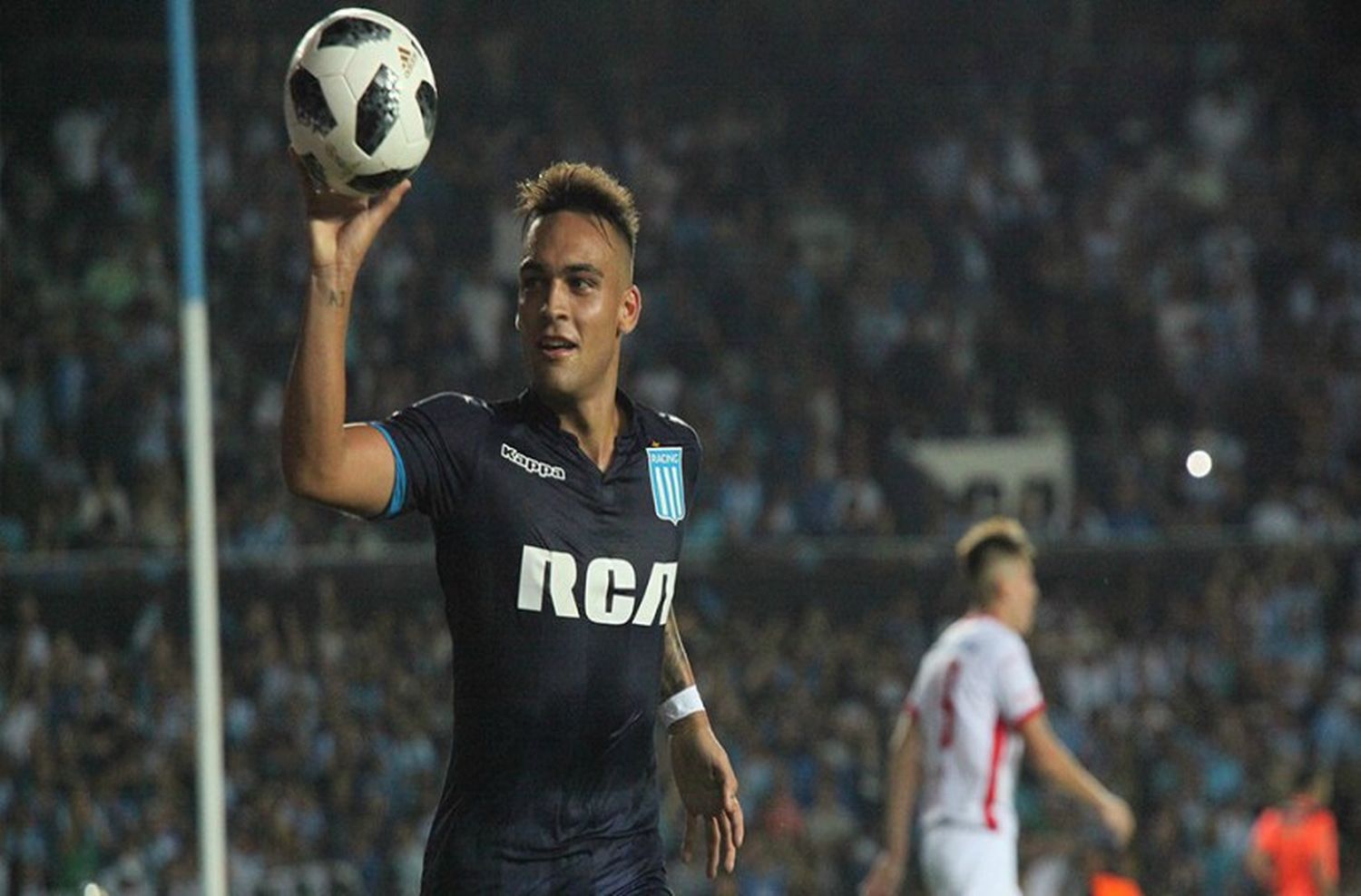 Martínez y Meza, los nuevos en la lista local de Sampaoli