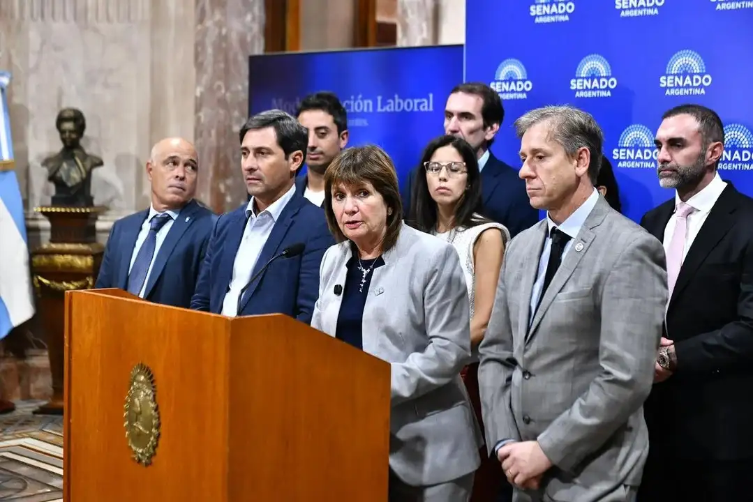 Despidos, impuestos y Estatuto del Periodista: lo que Bullrich negoció con aliados por la reforma laboral