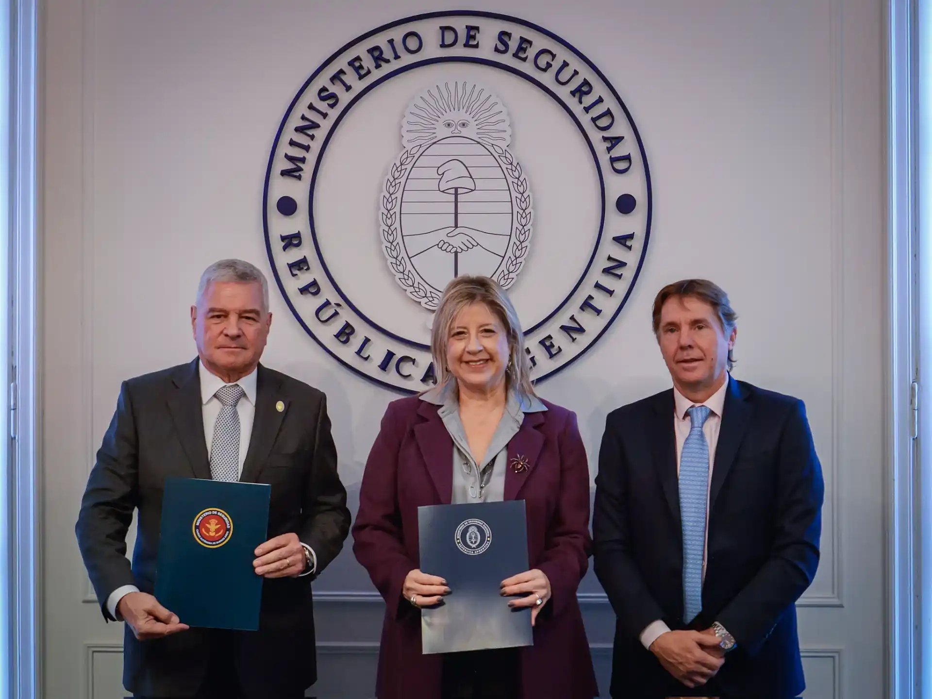 El Gobierno de Milei le prohíbe el ingreso a las canchas a los deudores alimentarios