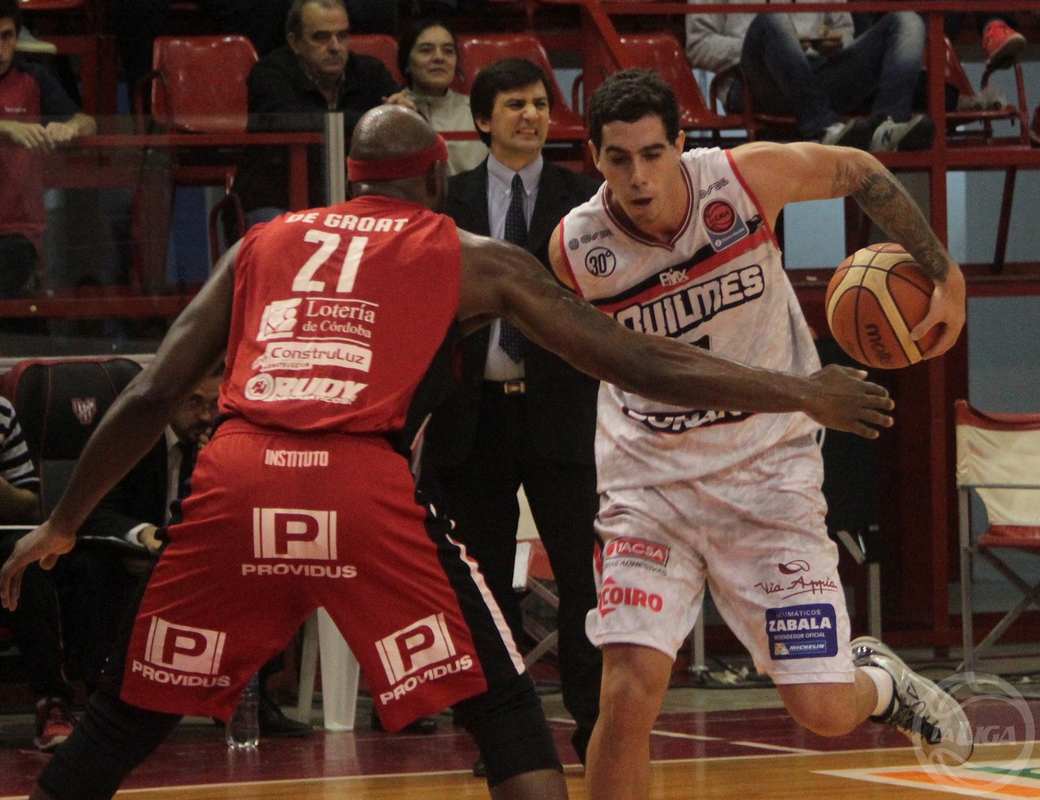 Quilmes se acerca al Playoffs