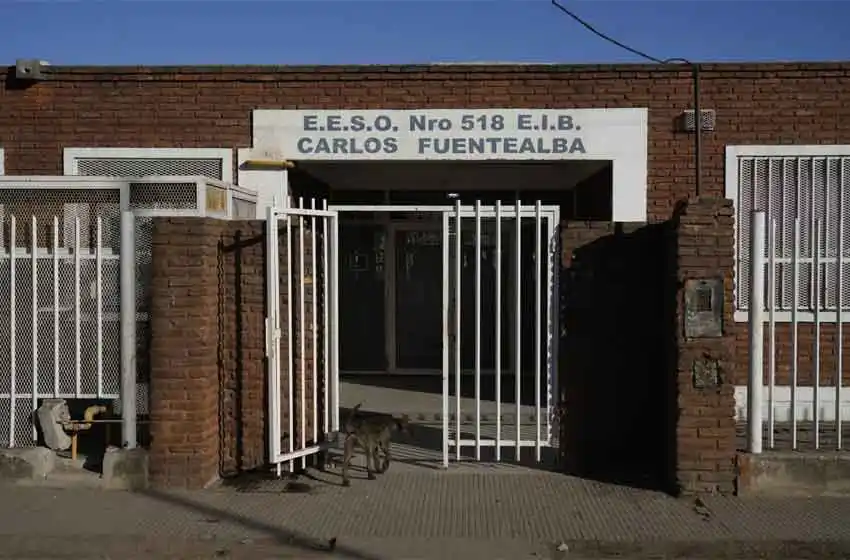 Balaceras en las escuelas: «El jueves 22 se va a cortar la actividad por completo hasta que lo resuelva el Gobierno»