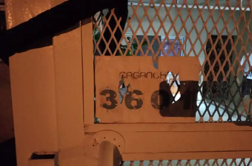 Una pareja de barrio Alvear denuncia que hace cuatro meses es víctima de reiteradas balaceras contra su casa