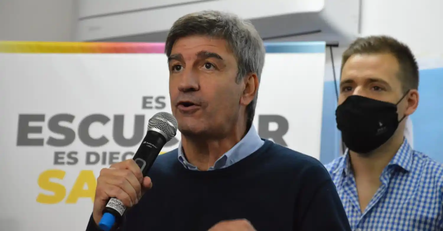 Guerra en el PRO bonaerense: el macrismo acelera para sacarle “hasta las fotocopiadoras” a Bullrich