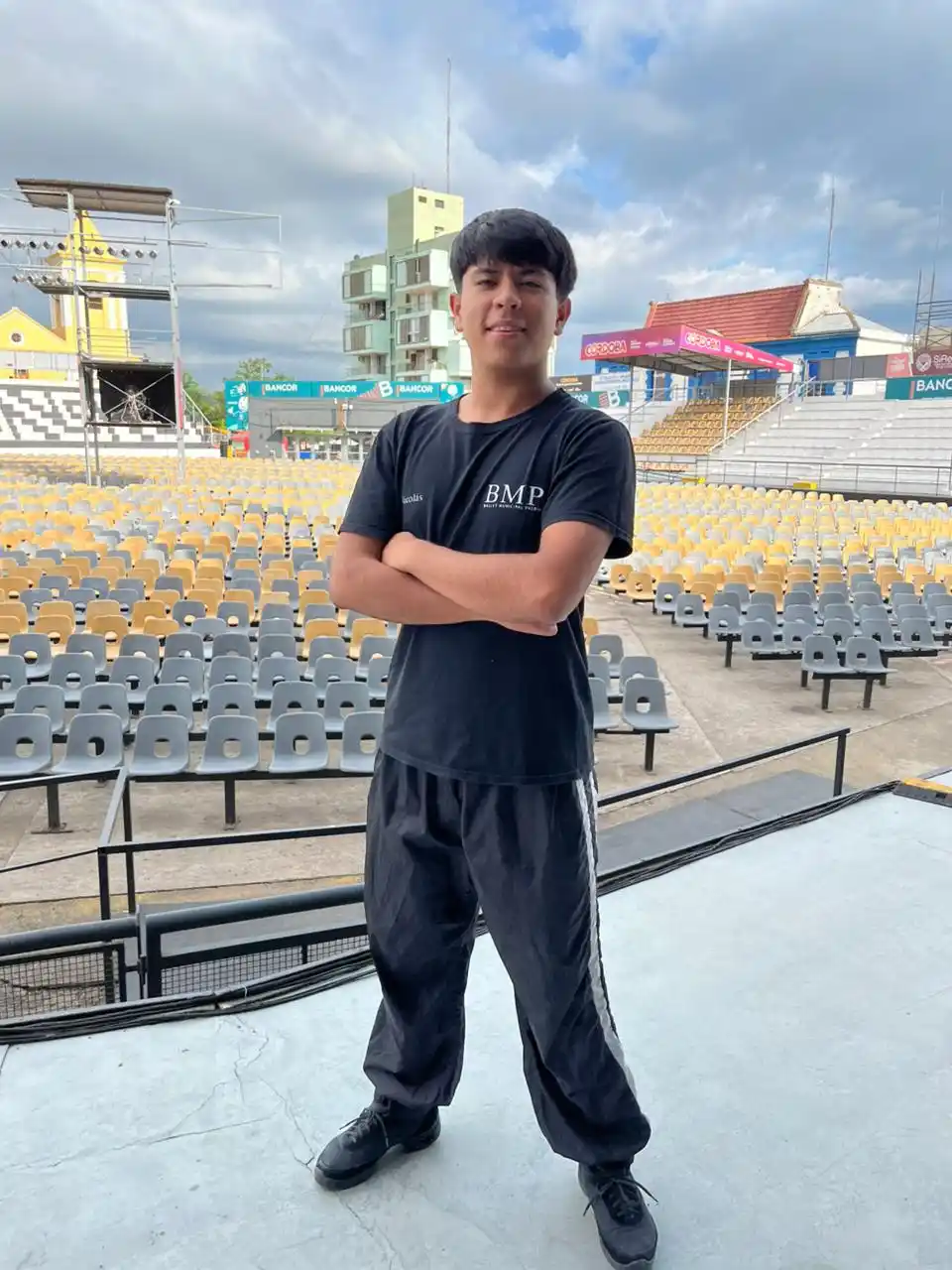 Nicolás Pereyra en el escenario de Cosquín