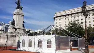 Reforma Judicial: Diputados opositores inauguraron "carpa por la Justicia independiente"