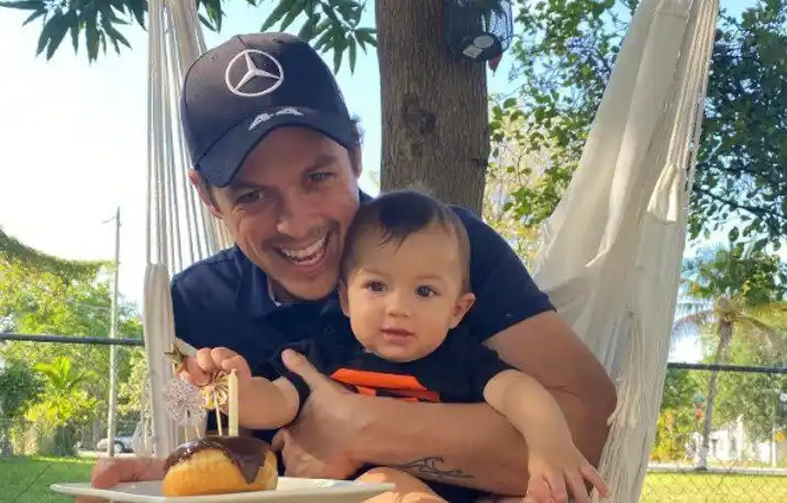 ¡TREMENDO SUSTO! Familia de Hendrick Bages sufrió aparatoso accidente y el conductor se dio a la fuga