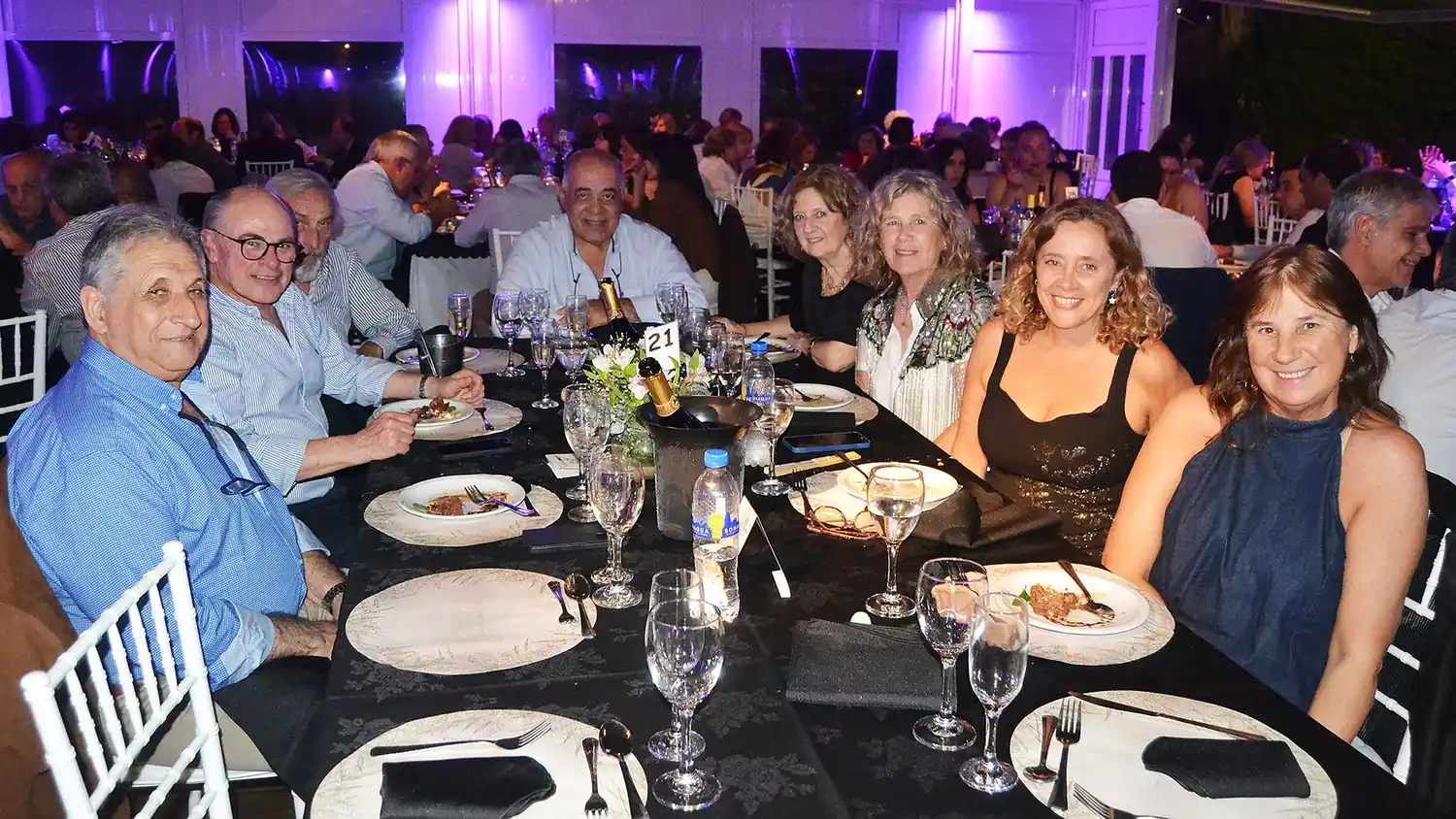 Gran cena solidaria a beneficio de la Escuela “Lucecitas”