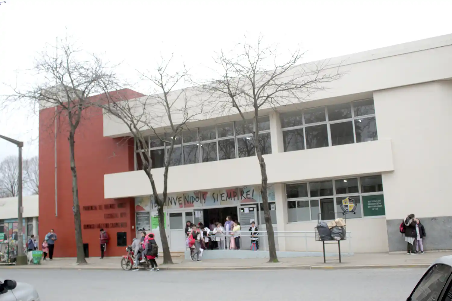 Edificio. En el que funciona el CENS Nº 451