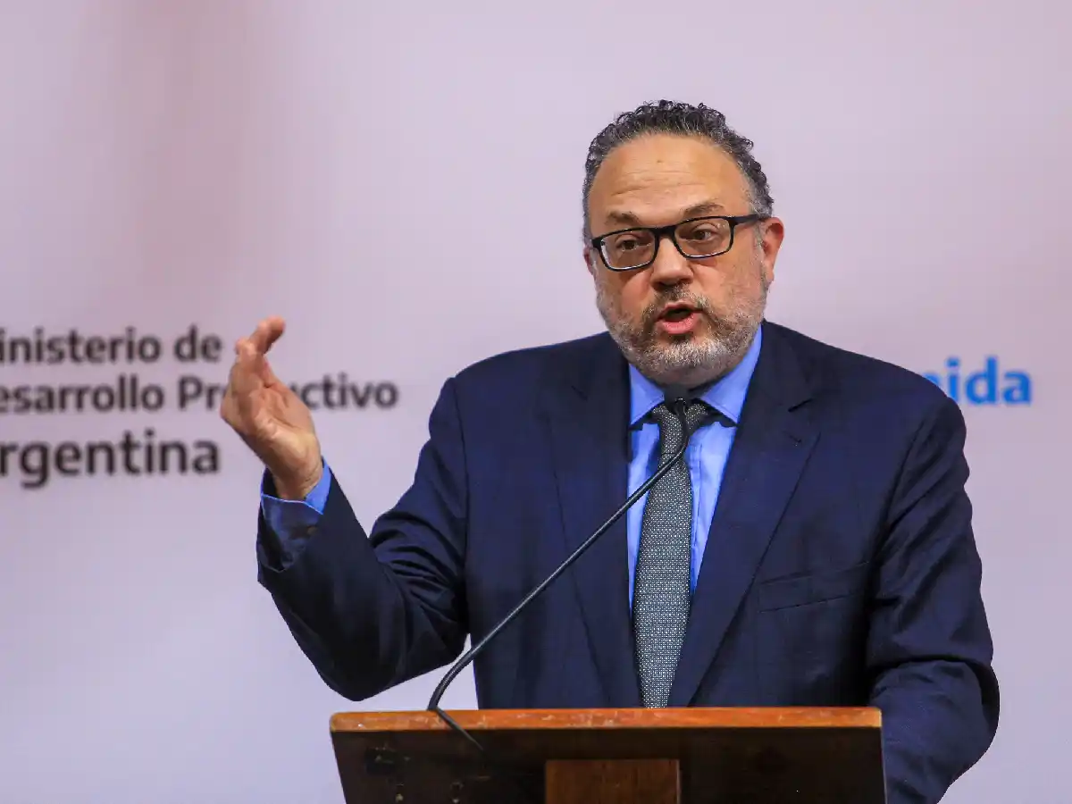 El Gobierno busca retrotraer el precio del pan a febrero