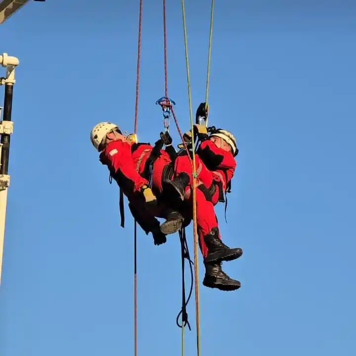 Bomberos Voluntarios de Villaguay, protagonistas de una demostración de rescate en alturas