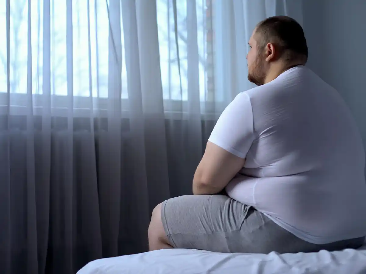 Las personas obesas pueden correr "riesgos más severos" si contraen coronavirus
