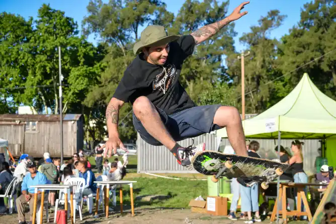 Se desarrolló con éxito la primera “Fiesta del Playón Urbano” en la Vieja Estación