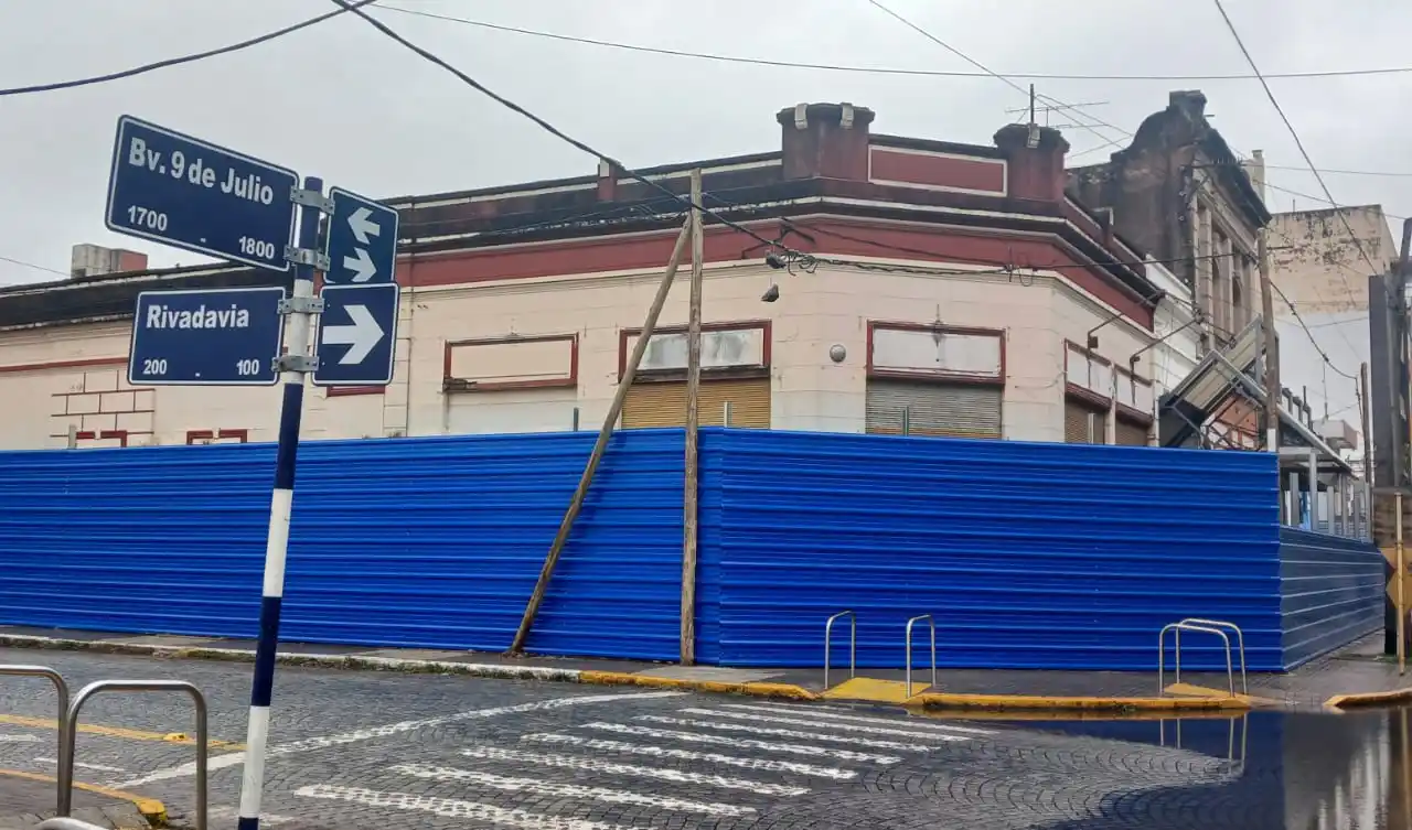 Pie: Una esquina emblemática de San Francisco, actualmente en obras.