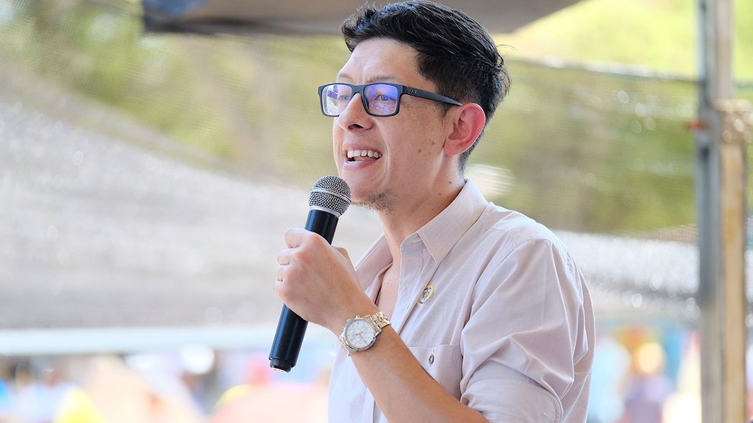 Cómo el ministro de EDUCACIÓN de COLOMBIA REPRUEBA su MAESTRÍA y se convierte en blanco de críticas